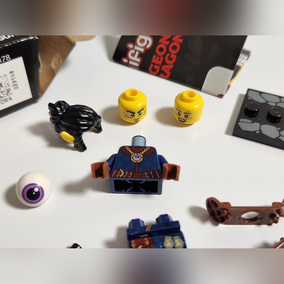 LEGO Gith Warlock Minifigure (Dungeons and Dragons) - Picture 4 of 4